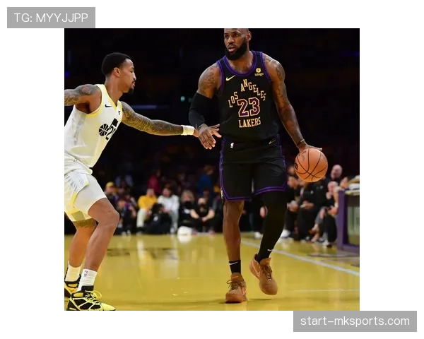 历史得分王卡里姆以勾手主导内线打法与詹姆斯迥异